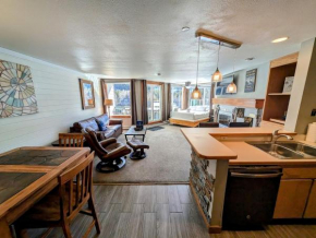 Lakeside 1485 by SummitCove Lodging